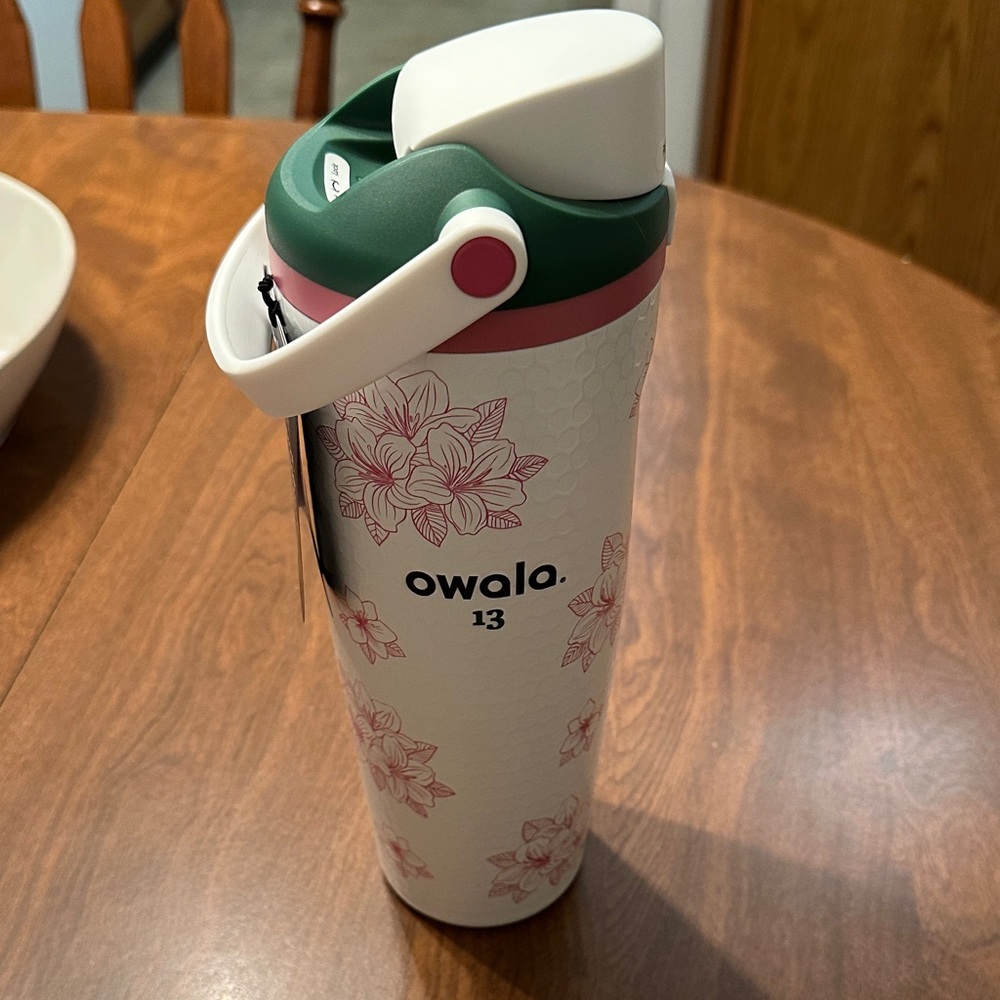 Special Edition Masters Owala 13 Azalea Stainless Water Bottle